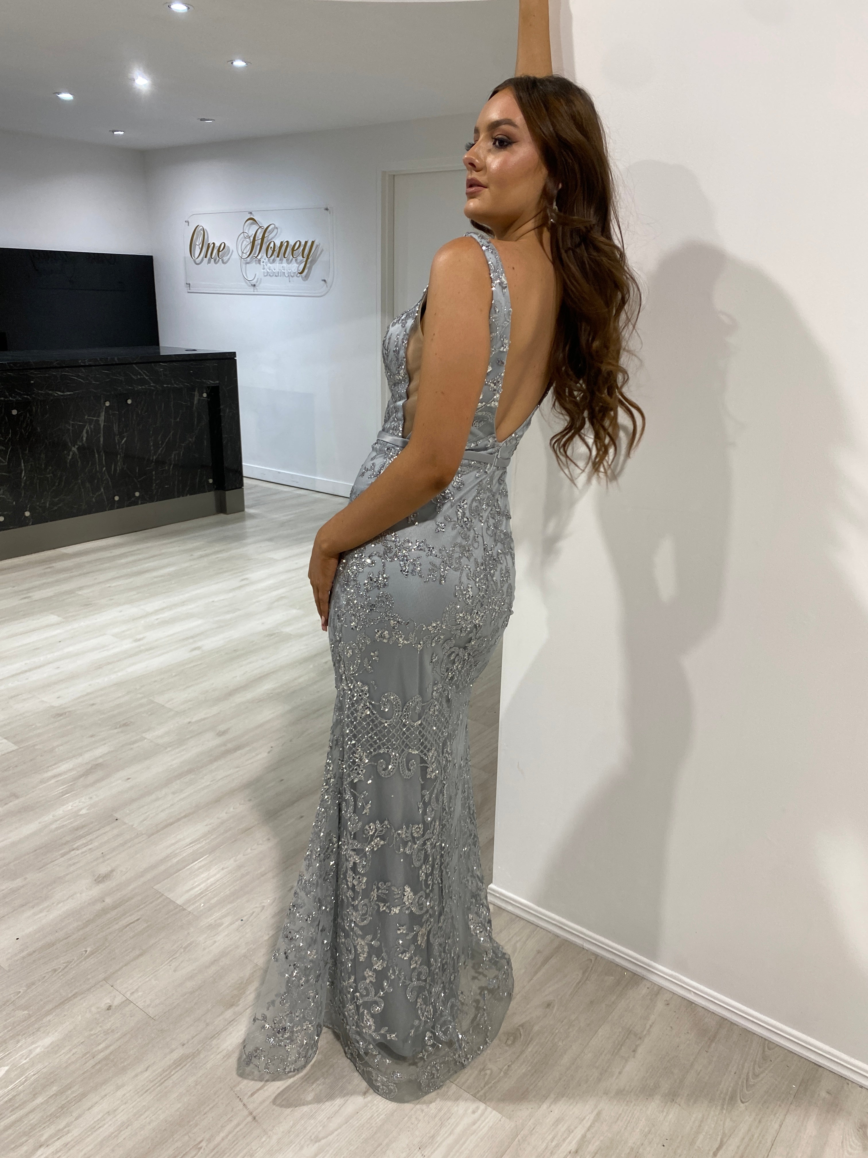Honey Couture CAROLINE Silver Mesh Glitter Formal Gown Dress