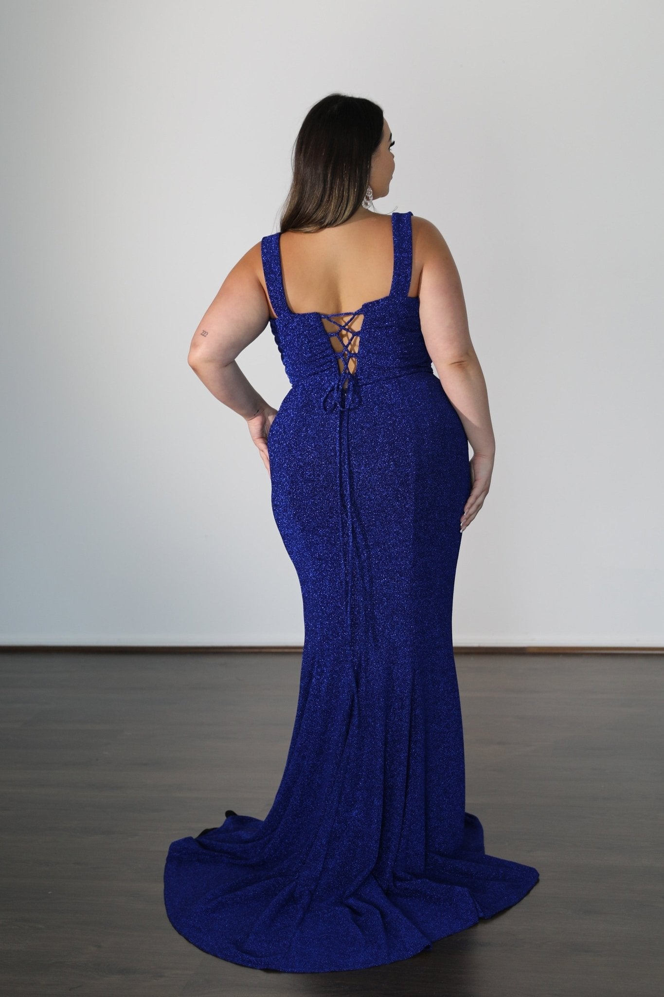 Once Labeled Designer AMBER Metallic Jersey Curve & Plus Size Formal Dress in Australia | One Honey Boutique
